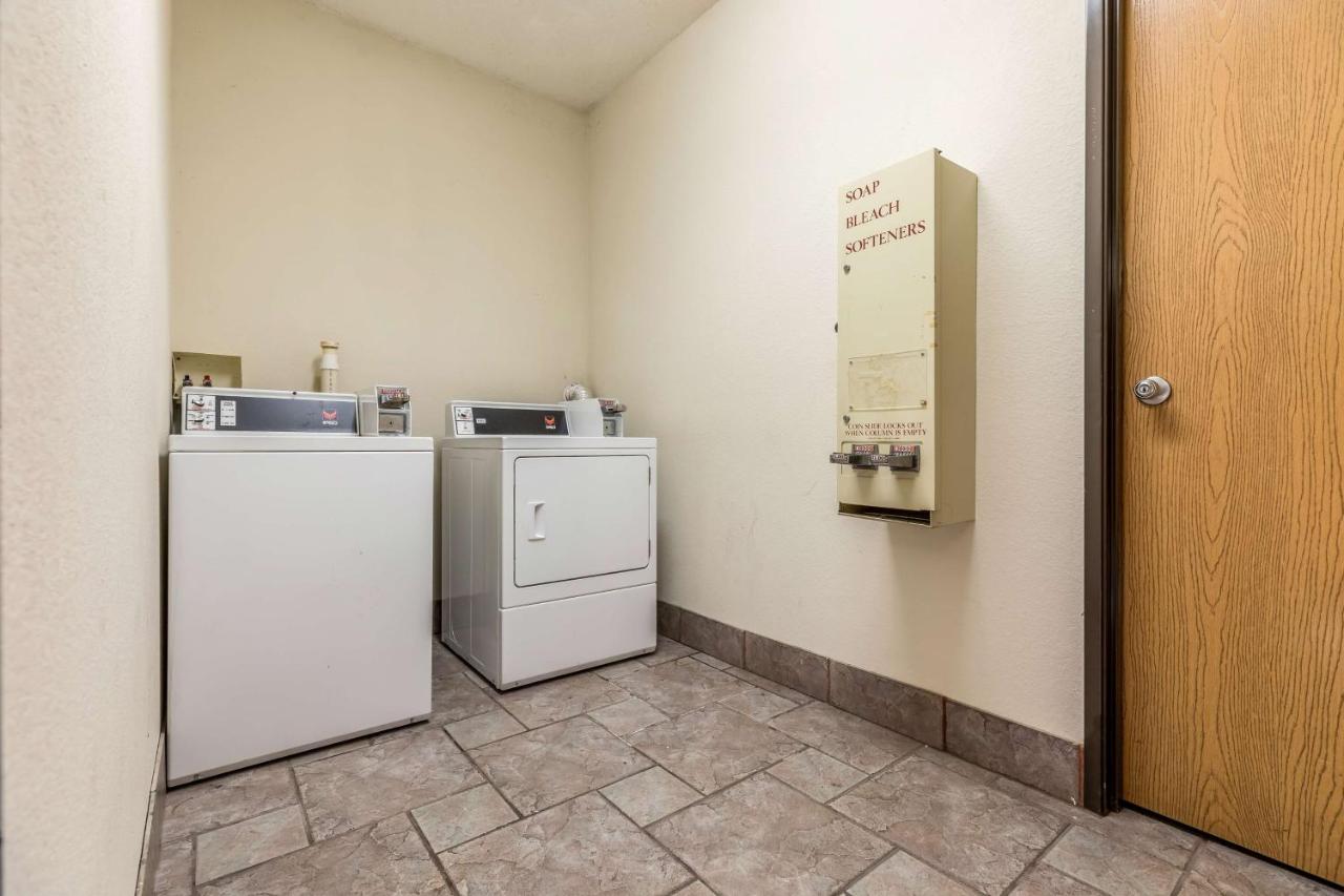 Motel 6-Indianapolis, In - Southport エクステリア 写真